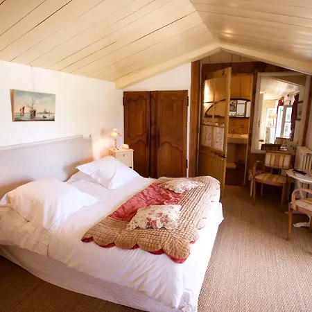 Le Corps De Garde Panzió