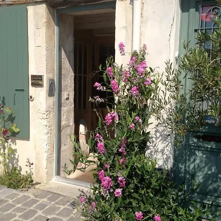 Le Corps De Garde Bed & Breakfast Saint-Martin-de-Re