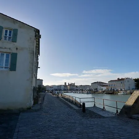 Le Corps De Garde Bed & Breakfast Saint-Martin-de-Re