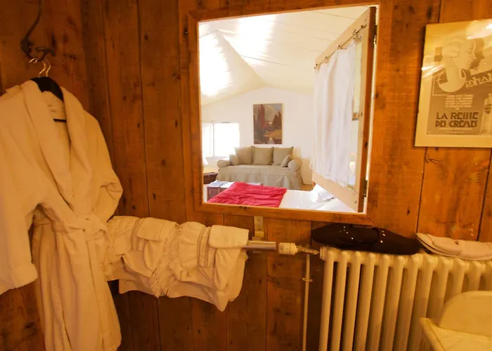 Le Corps De Garde 4*